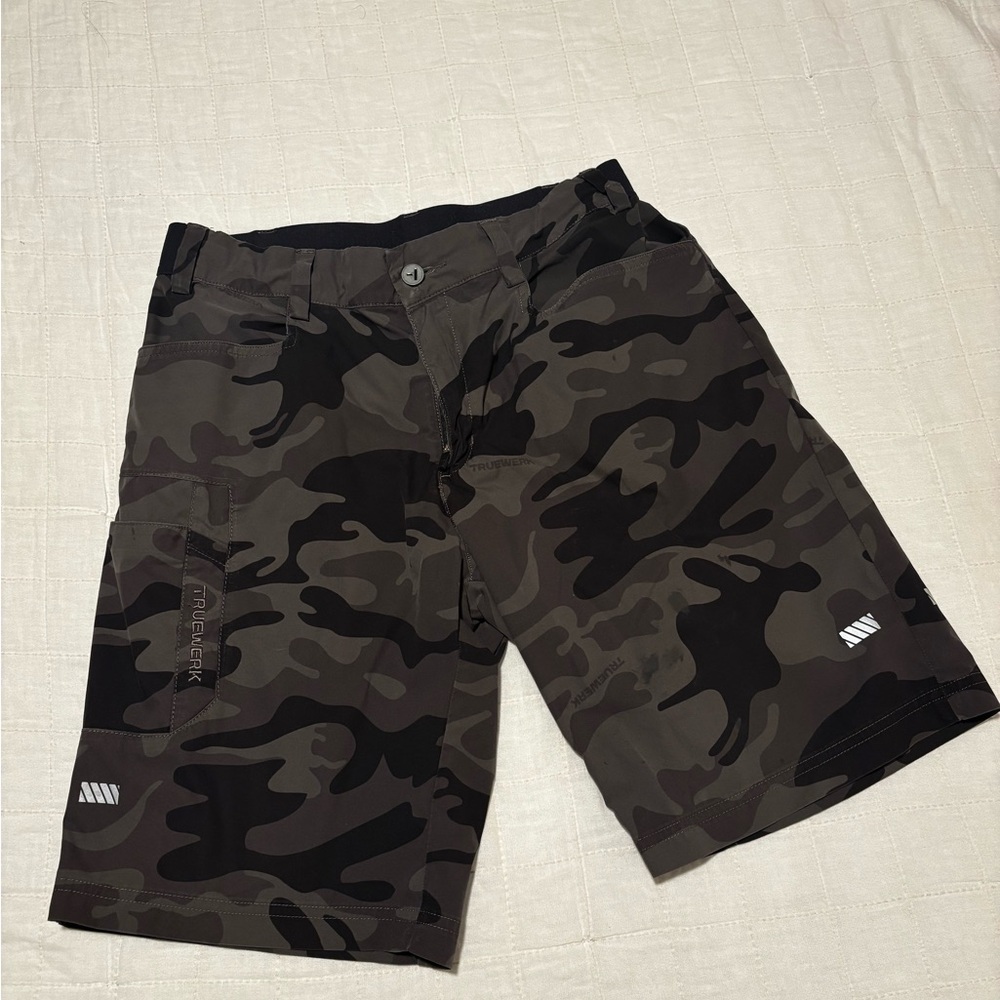 Men’s shorts